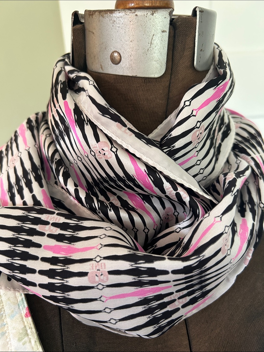 Geometric design scarf 💯 silk pink white black females standing  silhouette